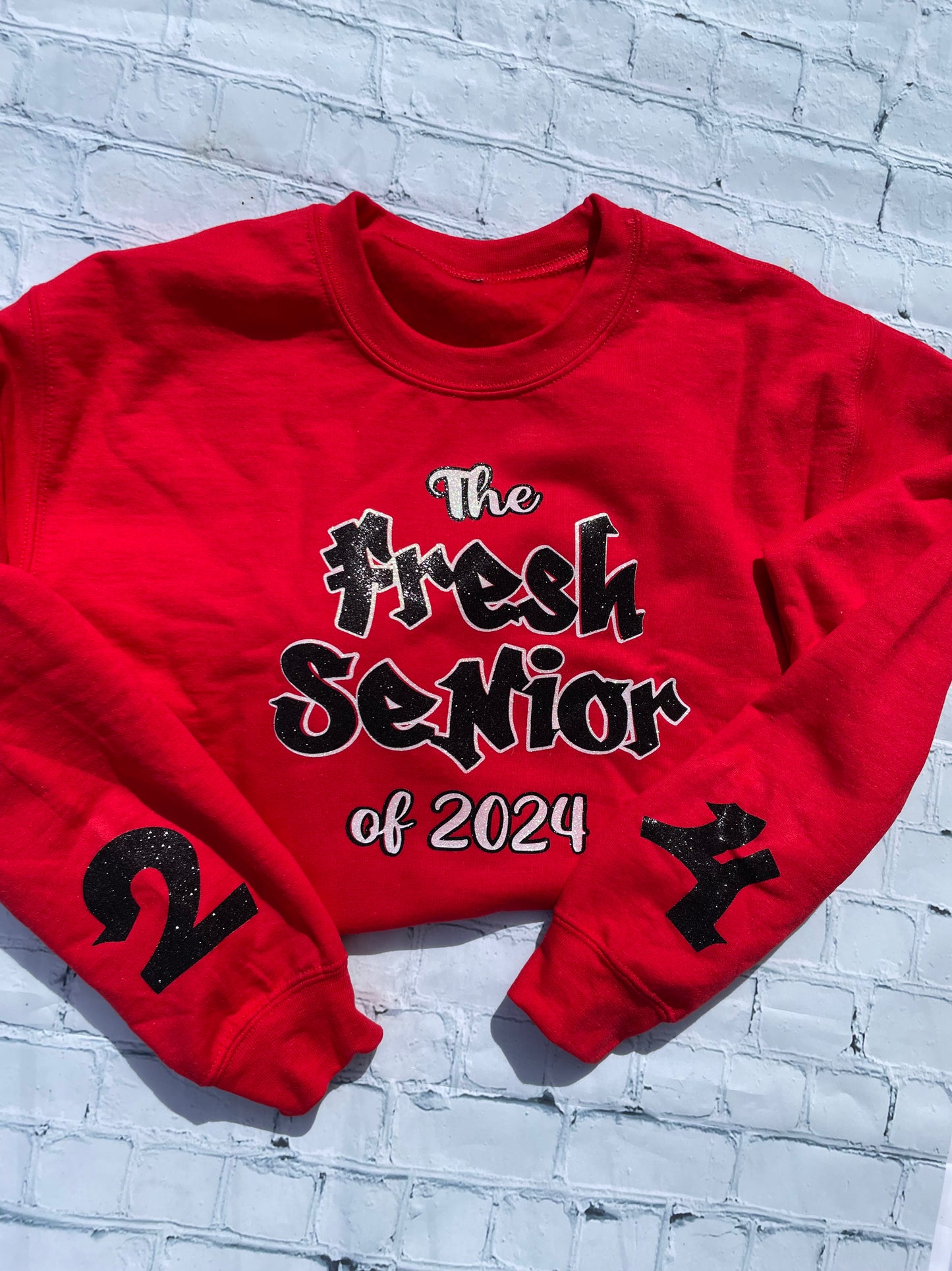 THE FRESH SENIOR... SWEATSHIRT *READ DESCRIPTION*