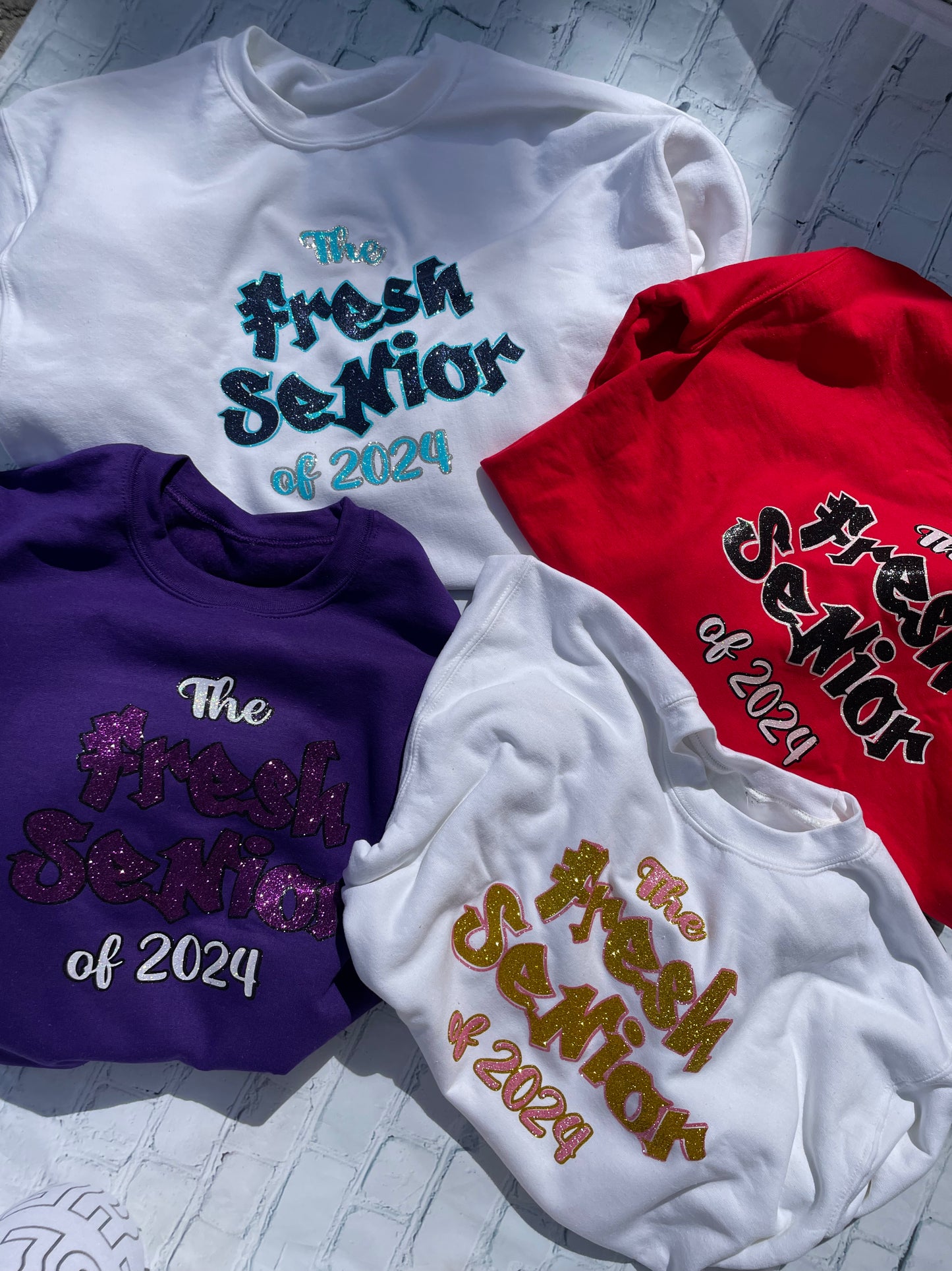 THE FRESH SENIOR... SWEATSHIRT *READ DESCRIPTION*